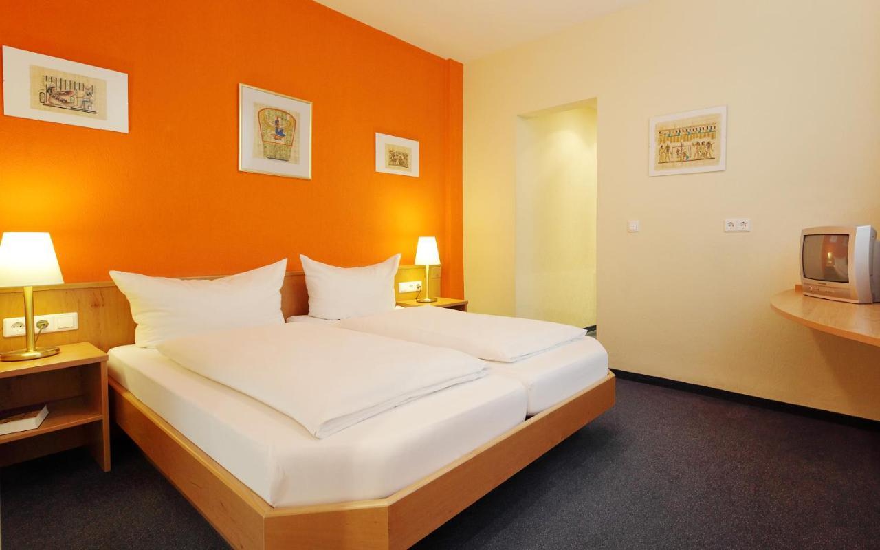 Hotel Zum Goldenen Mann Rastatt Eksteriør billede