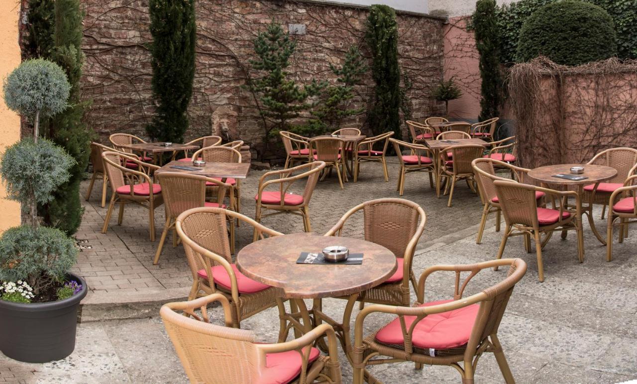 Hotel Zum Goldenen Mann Rastatt Eksteriør billede